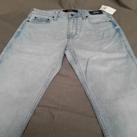 HOLLISTER SIGNATURE SLIM STRAIGHT DENIM JEANS - W32 L30