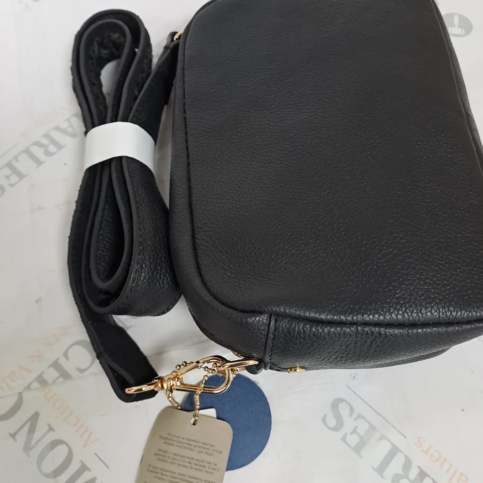 ACCESSORIZE REAL LEATHER BLACK BAG