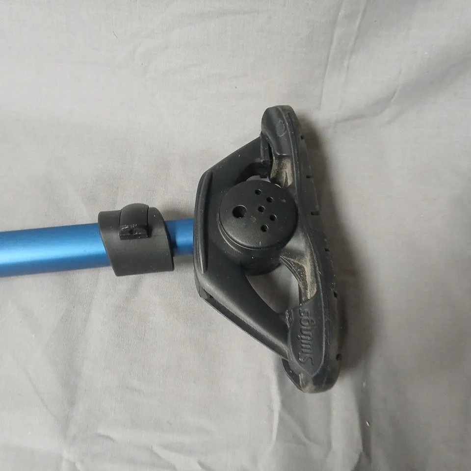 DYNAMO SWING CANE
