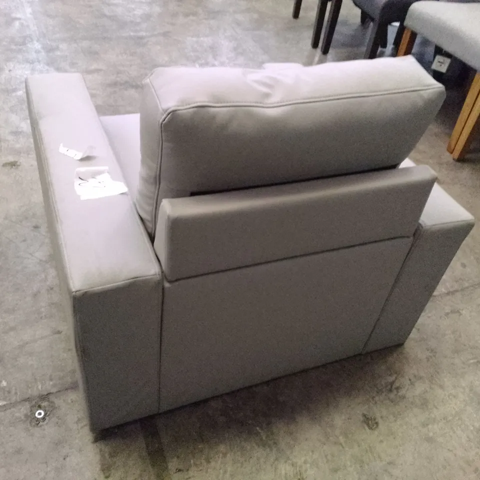 QUALITY DESIGNER BALTIMORE DOVE GREY PLUSH FABRIC ARMCHAIR