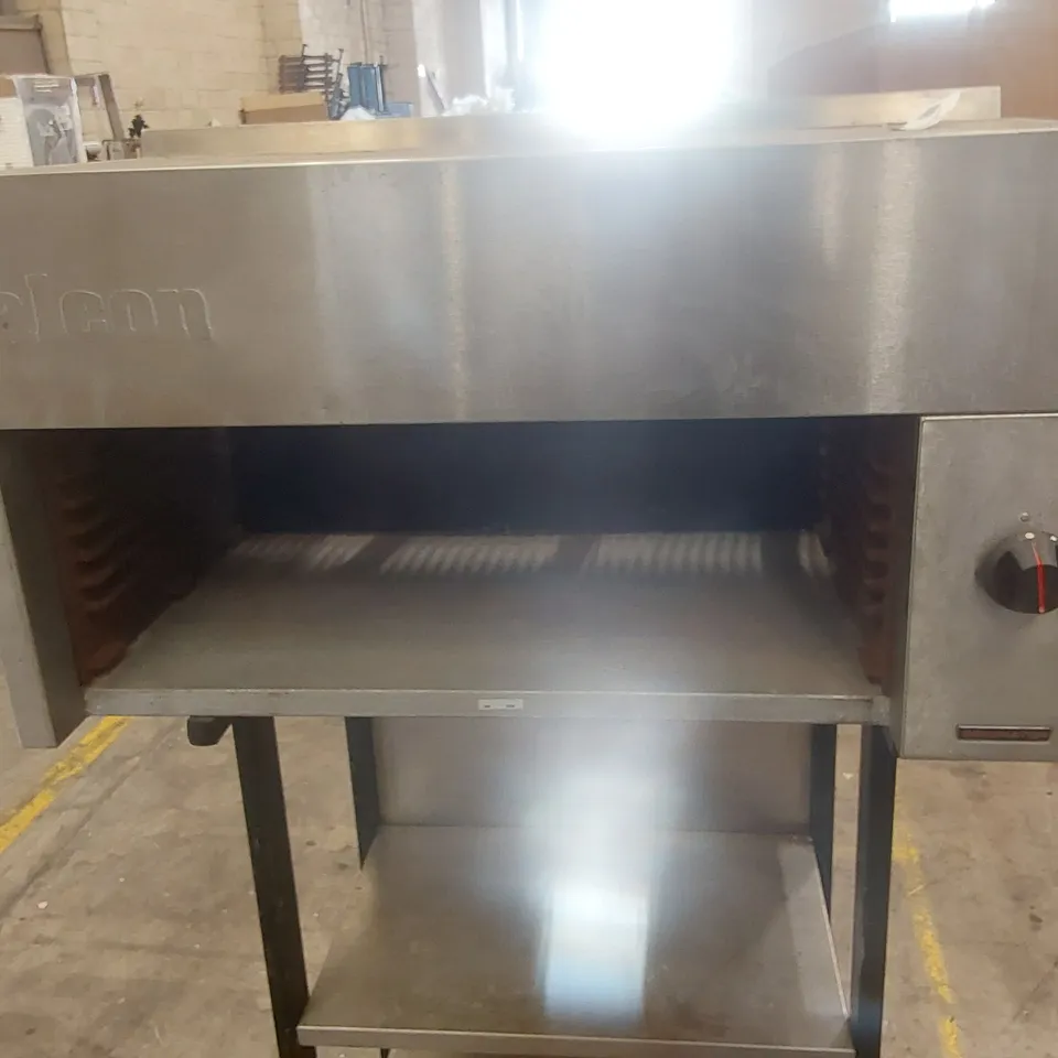 FALCON G2522 COMMERCIAL CHIEFTAIN GAS GRILL ON STAND