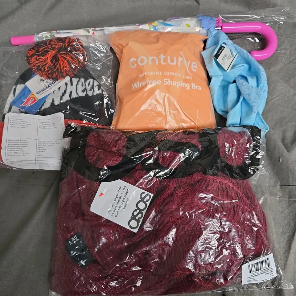 APPROXIMATELY 30 ASSORTED CLOTHING ITEMS IN VARIOUS SIZES, STYLES & COLOURS TO INCLUDE BRANDS SUCH AS CONTURVE, ASOS, HOTWHEELS, ETC - COLLECTION ONLY