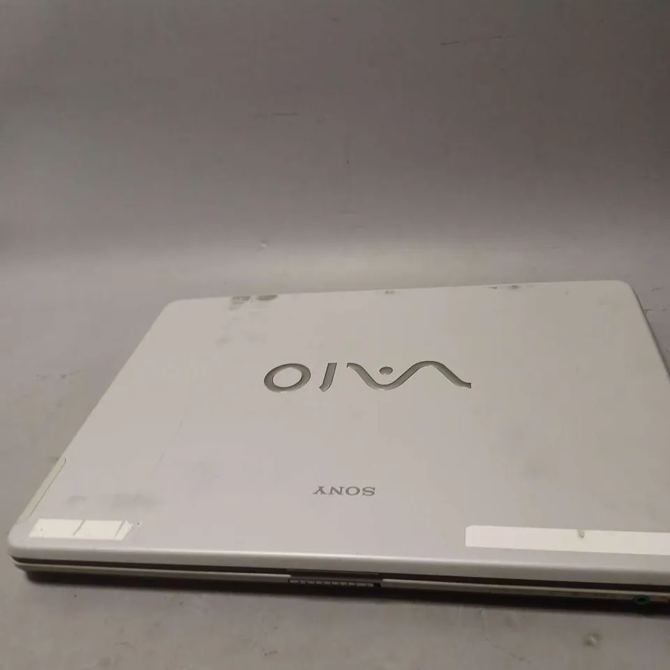SONY LAPTOP MODEL NO - PCG-7D1M