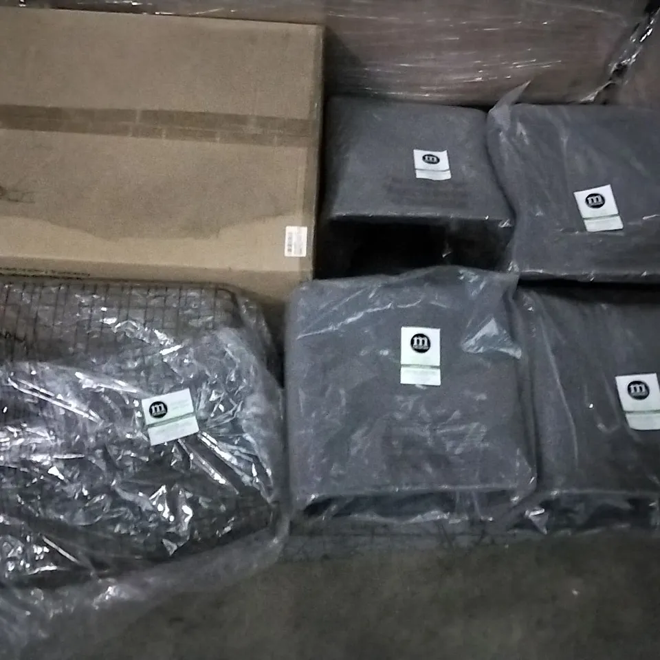 PALLET OF ASSORTED ITEMS INCLUDING M DESIGN FABRIC BASKETS, M DESIGN BLACK WIRE BASKETS, M DESIGN 2 FORMA LUPE DRAINERS, M DESIGN WHITE OFFICE BINZ, M DESIGN WIRE STORAGE BASKETS