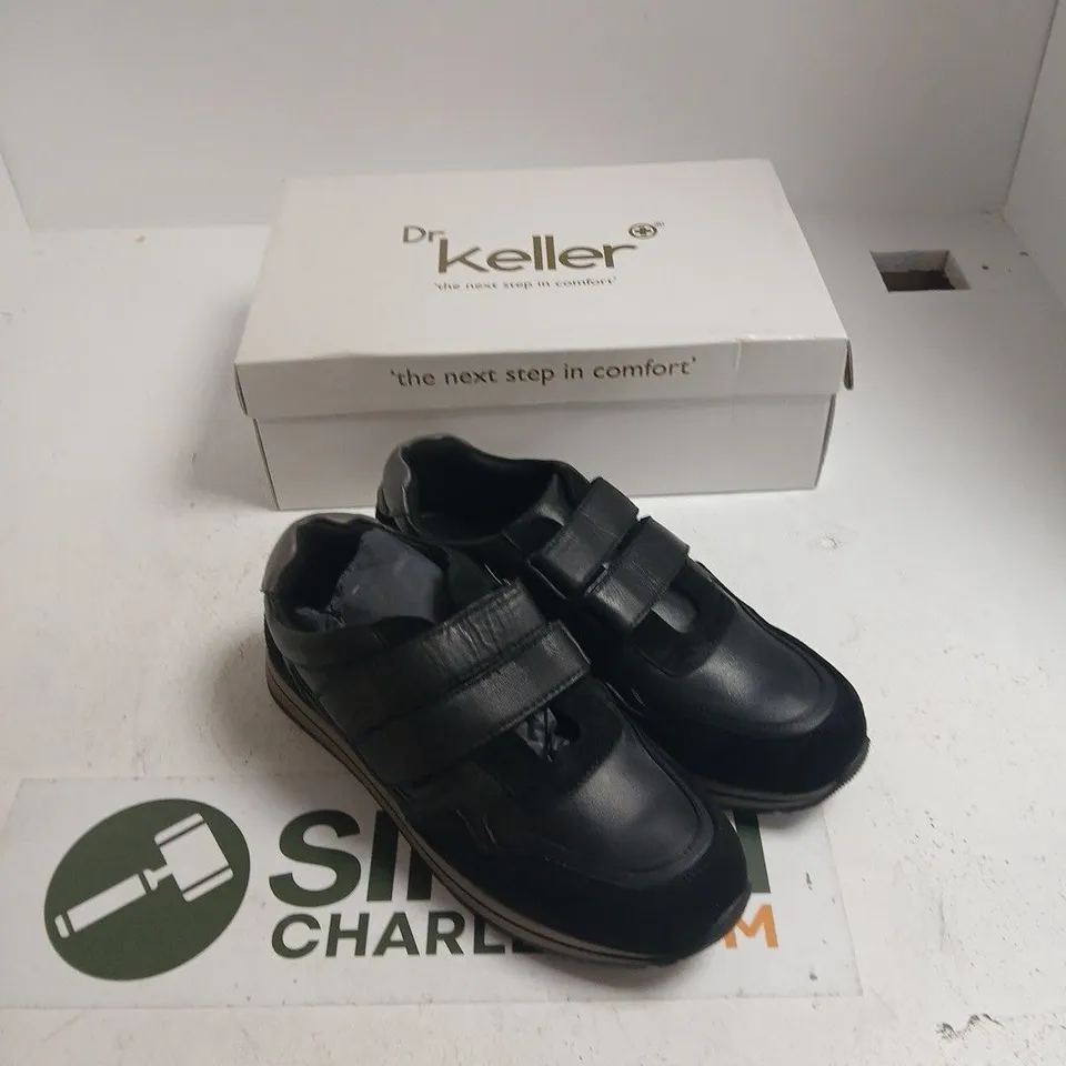 DR KELLER BRENDAN B4229 BLACK SHOES, SIZE 8