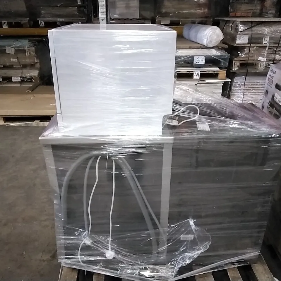 RUSSELL HOBBS 60CM DISHWASHER STAINLESS STEEL AND COMFEE 99L FREESTANDING BLACK CHEST FREEZER - UNPROCESSED RAW RETURNS