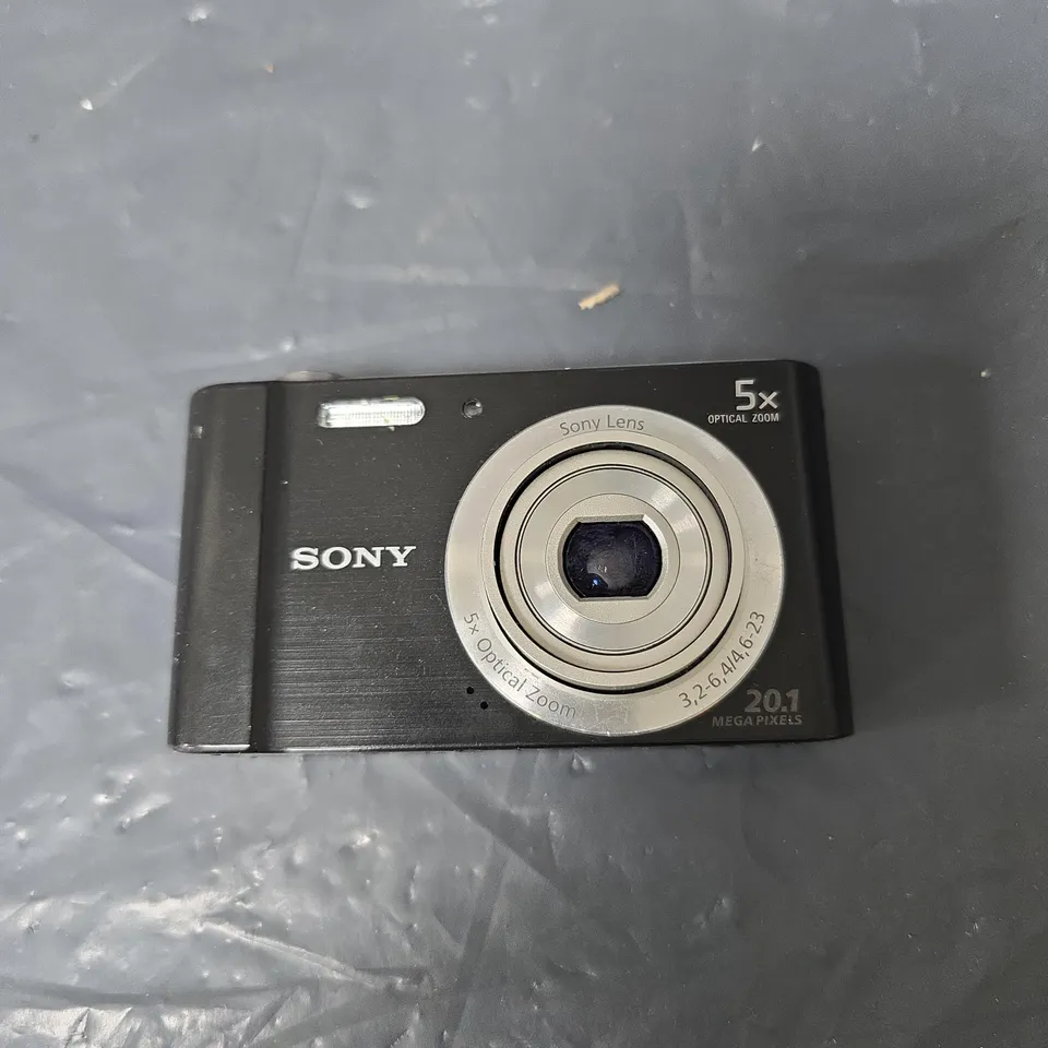 SONY CYBER-SHOT DSC-W800 DIGITAL CAMERA – 20.1MP, 5X OPTICAL ZOOM UNBOXED