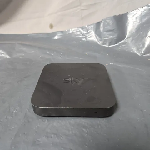 SKY Q MINI SET-TOP BOX - BLACK 