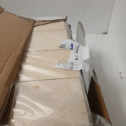 MULTILAYER ENGINEERED OAK FLOORING β 14/2 X 90 X 400 MM β BOXED