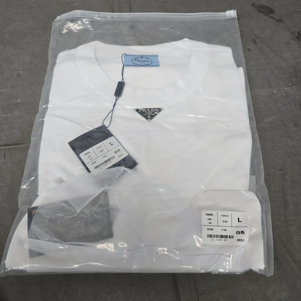 PRADA WHITE T-SHIRT – SIZE L