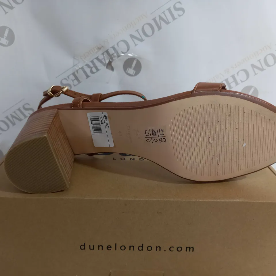 BOXED DUNE JUST HARDWARE DETAIL BLOCK HEEL SANDALS, TAN, UK 7