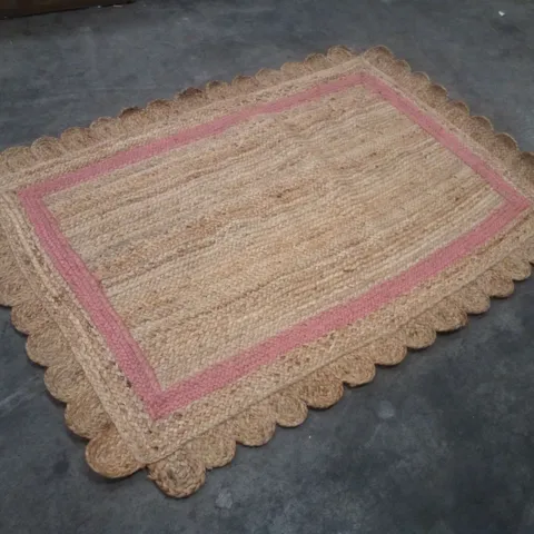 QUALITY DESIGNER AREA RUG APPROXIMATELY 115×170CM