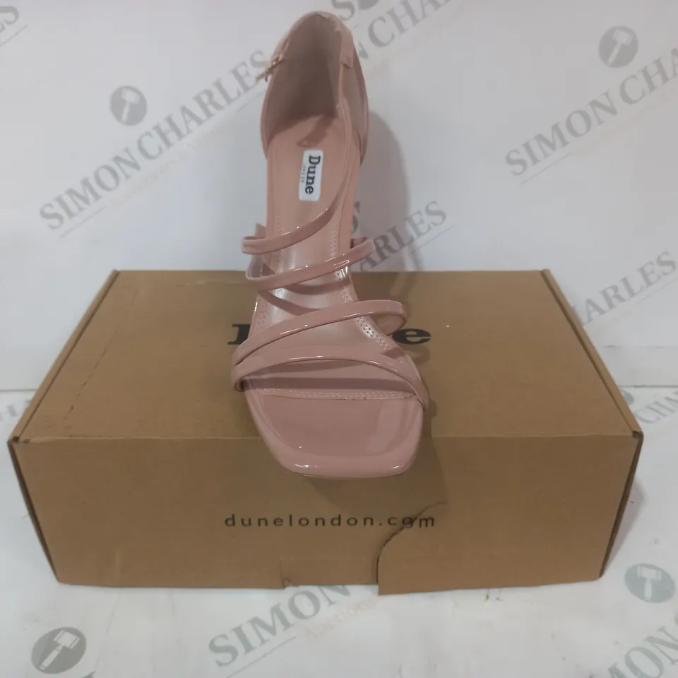 BOXED PAIR OF DUNE LONDON OPEN TOE STRAPPY SANDALS IN BLUSH SIZE 7