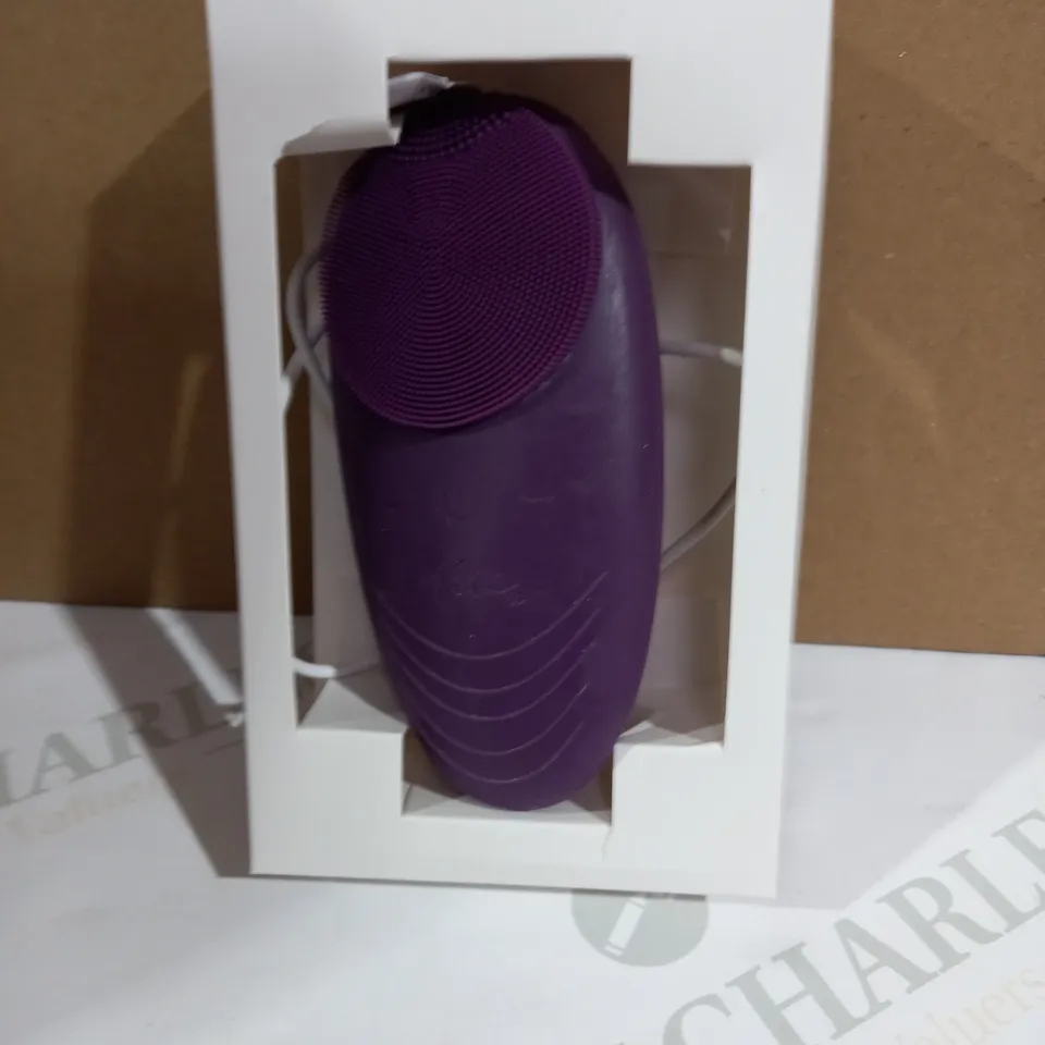TILI RECHARGEABLE VARIABLE SPEED SILICONE FACIAL CLEANSING BRUSH