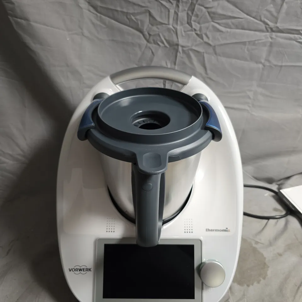 VORWERK THERMOMIX KITCHEN APPLIANCE