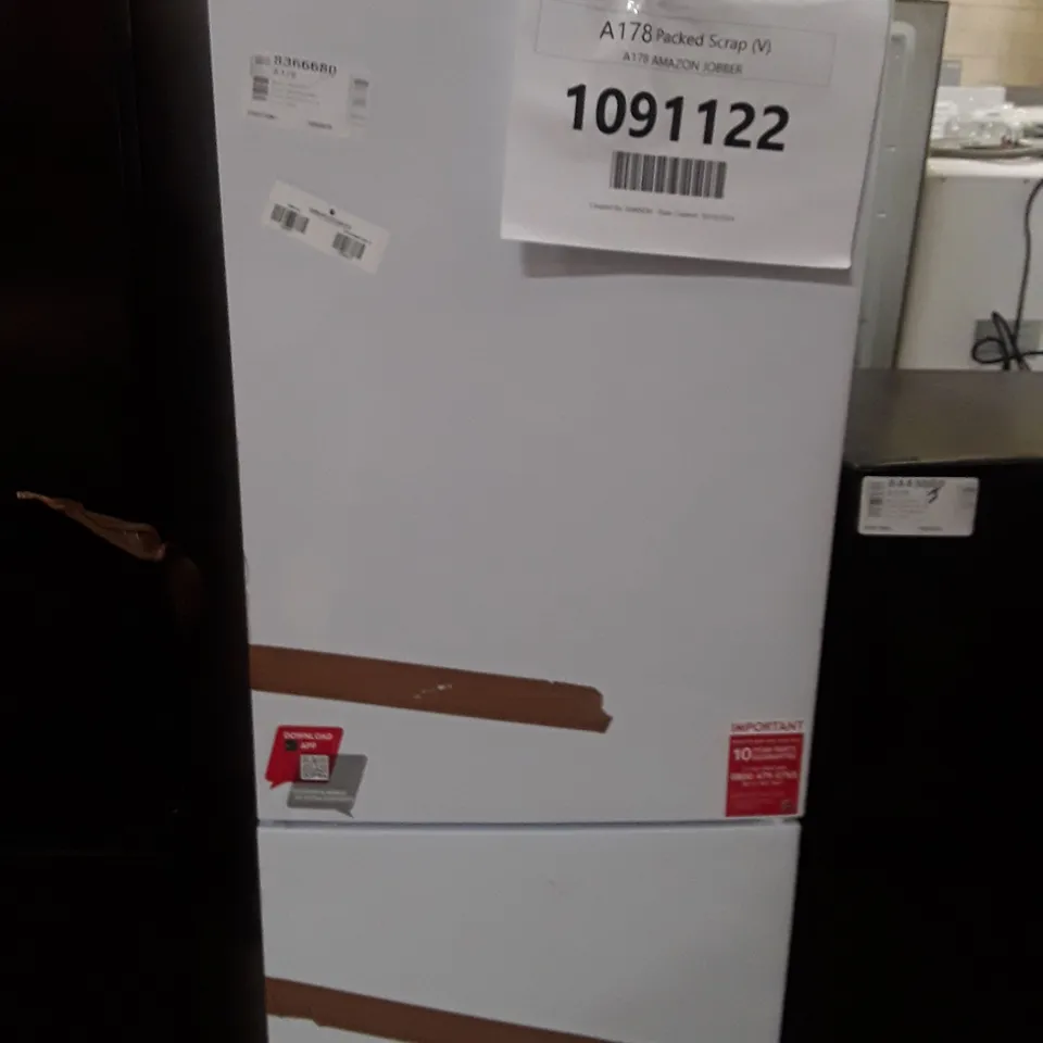 HOOVER HOCT3L517FWK FREE-STANDING FRIDGE FREEZER IN WHITE - UNPROCESSED RAW RETURN