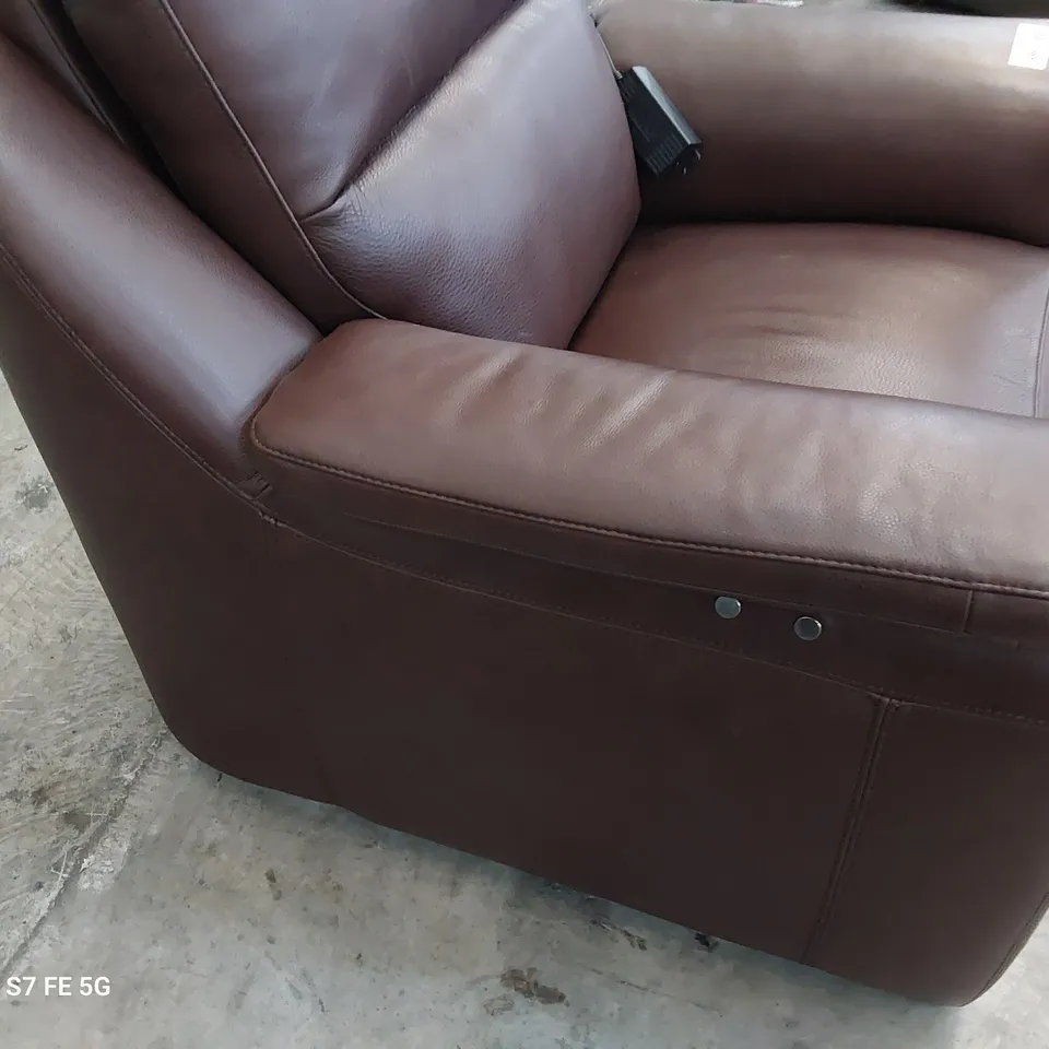 QUALITY ITALIAN DESIGNER POWER RECLINING PARMA EASY CHAIR BROWN LEATHER 