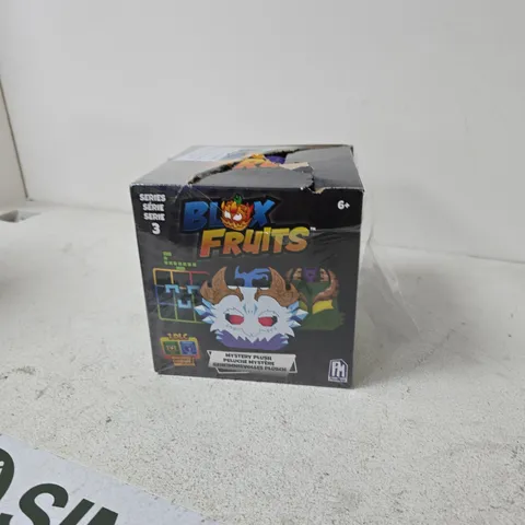 BLOX FRUITS MYSTERY PLUSH SERIES 3 – COLLECTIBLE TOY (BOXED)