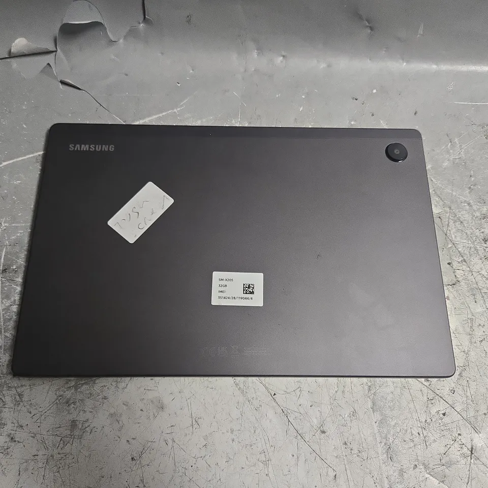 SAMSUNG GALAXY TAB A8 - SM-X205