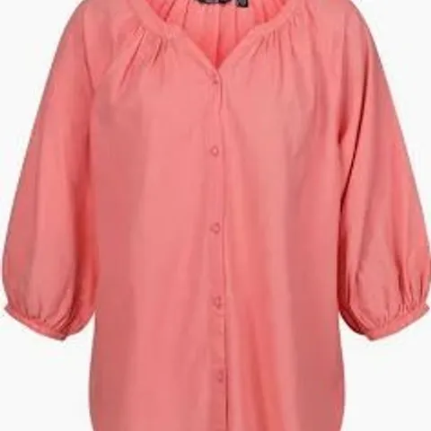 REGATTA  WOMEN'S NATUNA LIGHTWEIGHT SHIRT SHELL PINK SIZE 14