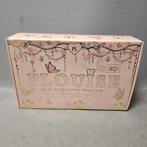 P.LOUISE ASSORTED COSMETIC MYSTERY BOX