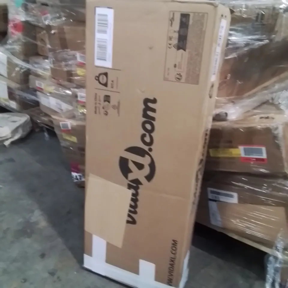 BOXED TV STAND FOR TVS UP TO 24"