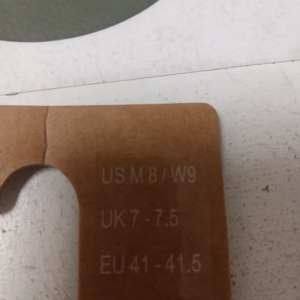 HAVAIANAS BROWN FLIP-FLOPS – UK 7-7.5 (US 8 / EU 41-41.5)
