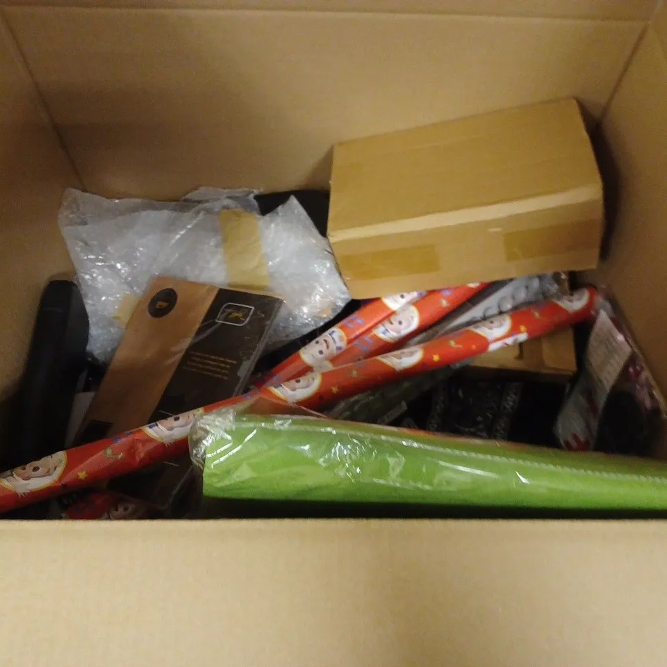 LARGE QUANTITY OF ASSORTED HOUSEHOLD ITEMS