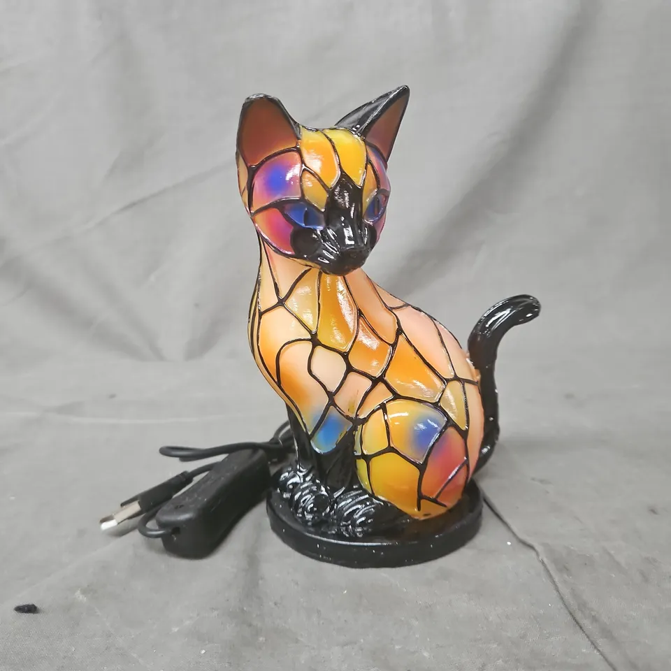 Cat-shaped plastic stained glass design lamp