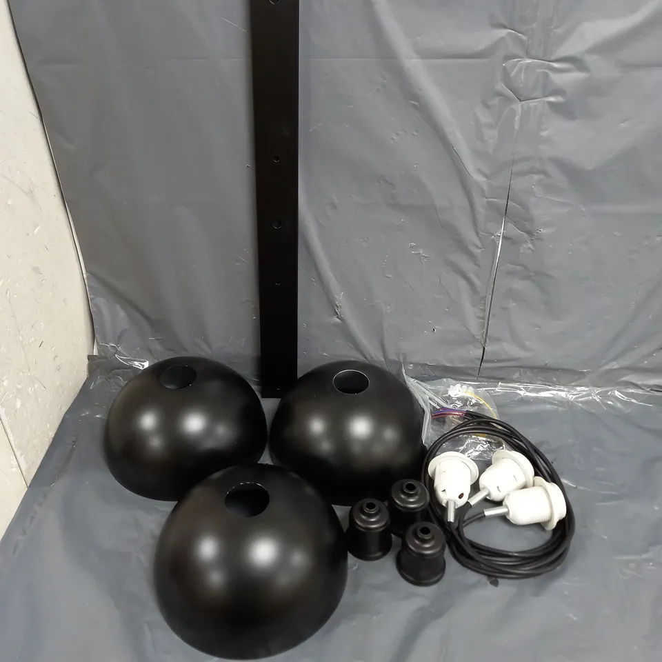 SET OF 3 HANGING CEILING LIGHTS