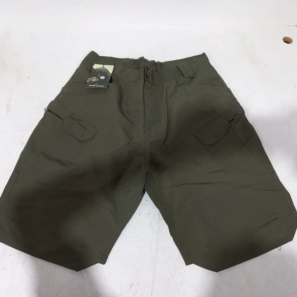 MEN'S OLIVE GREEN CARGO SHORTS – SIZE L