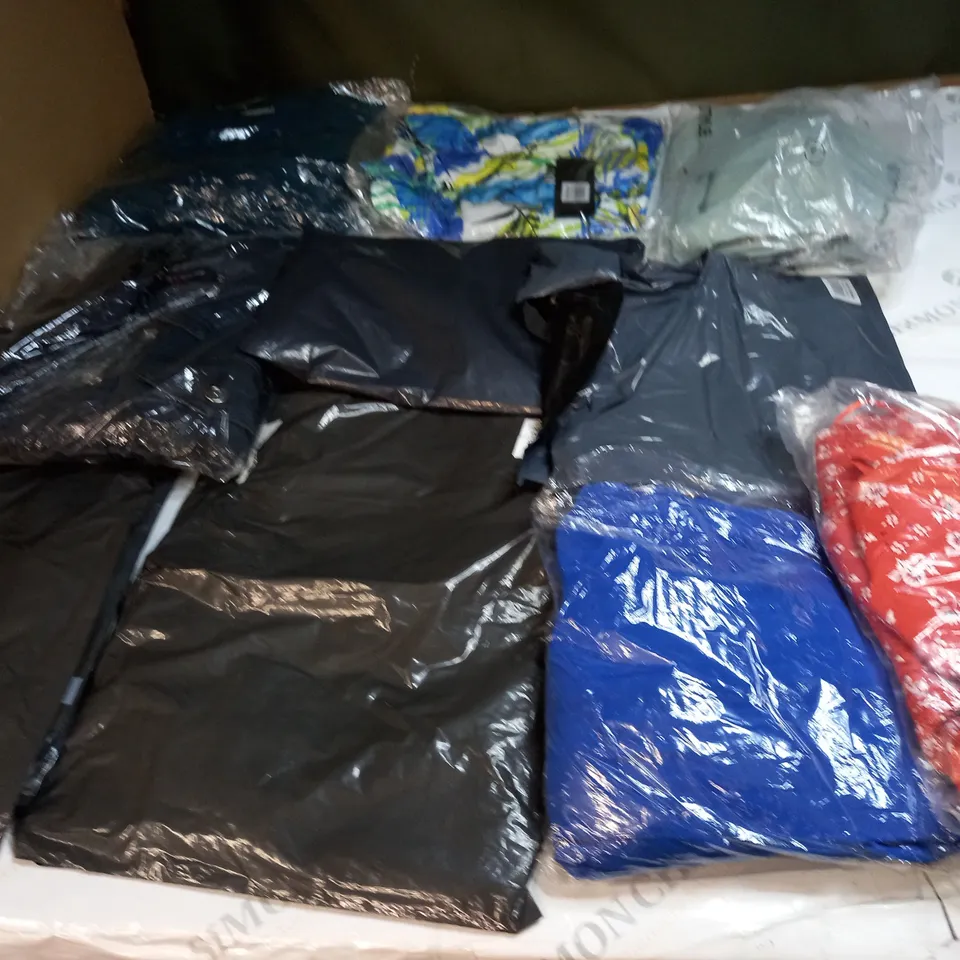 BAG OF APPROX 10 ASSORTED CLOTHING ITEMS TO INCLUDE - MAISON DE NIMES - EMELIA