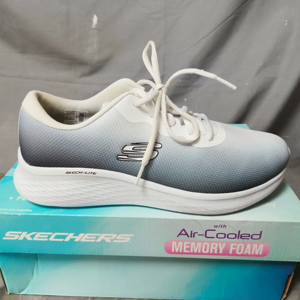 BOXED PAIR OF SKECHERS SNEAKERS – AIR-COOLED MEMORY FOAM - SIZE 7
