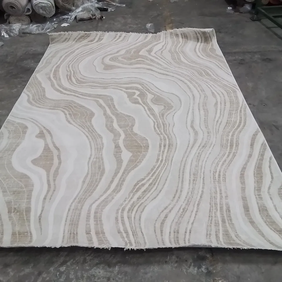 QUALITY DESIGNER AREA RUG - APPROXIMATELY 310X210