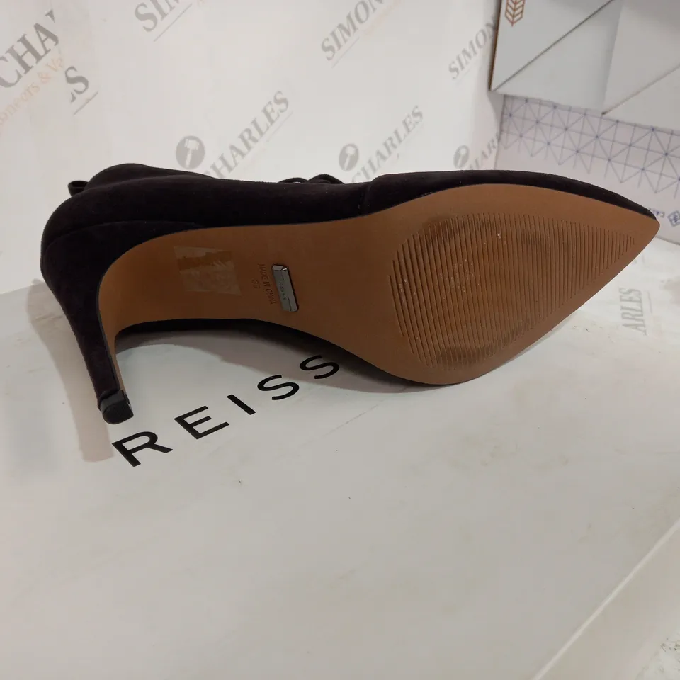 BOXED REISS SUEDE CHOCOLATE BOOT HEELS - SIZE 6
