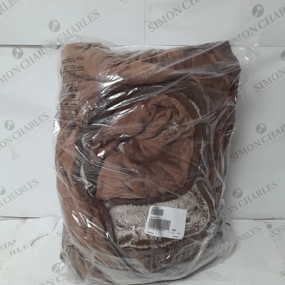 COZEE HOME VELVETSOFT HEATED THROW IN DARK TAUPE