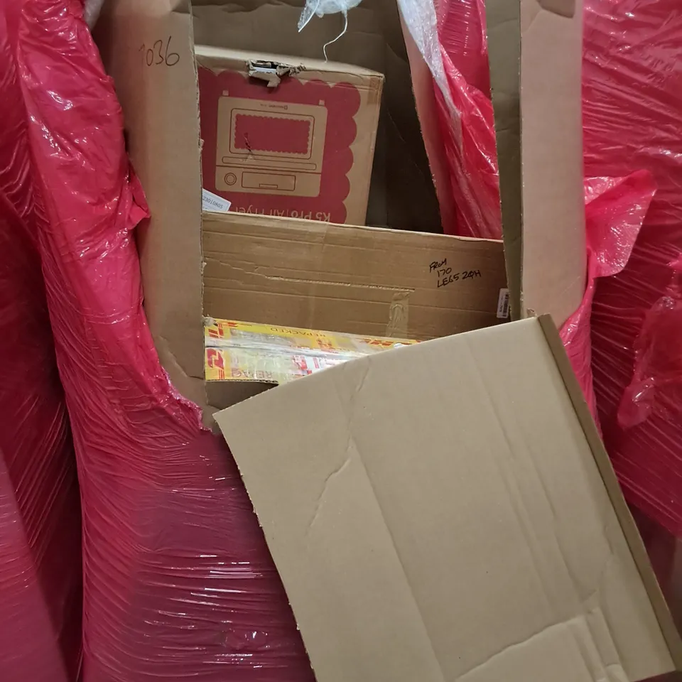 PALLET OF ASSORTED HOUSEHOLD ITEMS TO INCLUDE 12-PIECE GRANITE COOKWARE SET, NESTED TABLES AND K5 PRO AIR FRYER 