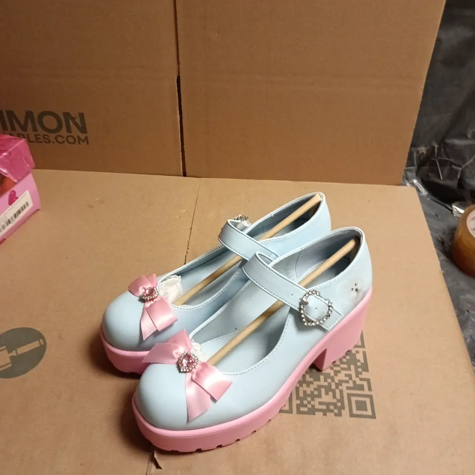 KOI TIRA MARY JANES 'POODLE PRINCESS EDITION' UK 5 – BLUE