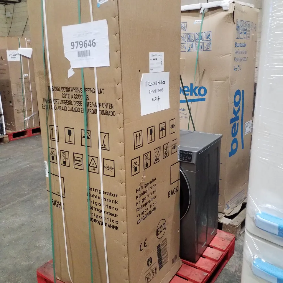 PALLET OF APPROXIMATELY 2 UNPROCESSED RAW RETURN WHITE GOODS TO INCLUDE