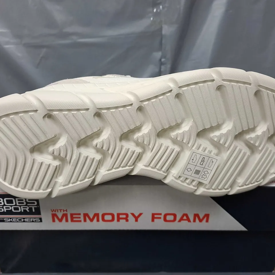 SKECHERS BOBS B FLEX TRAINERS IN OFF-WHITE SIZE 5