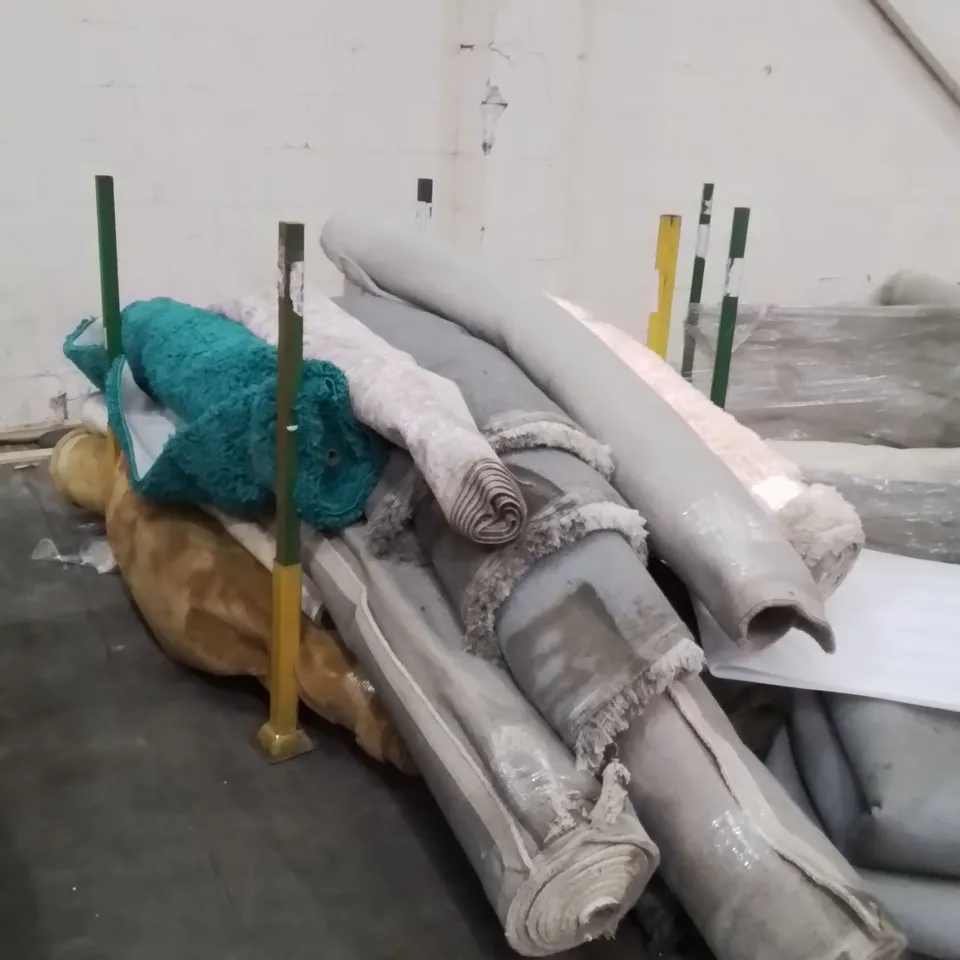 STILLAGE OF APPROXIMATELY 15 QUALITY DESIGNER AREA RUGS 