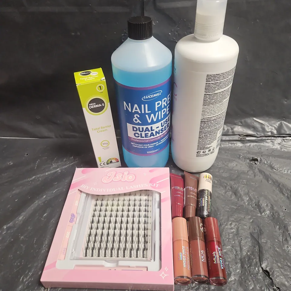 APPROXIMATEY 20 ASSORTED HEALTH AND BEAUTY PRODUCTS TO INCLUDE - SCHWARZKOPF BONACURE COLOUR FREEZE SHAMPOO - ISIO DIY LASH KIT - MUA PEPTIDE LIP OIL - ETC