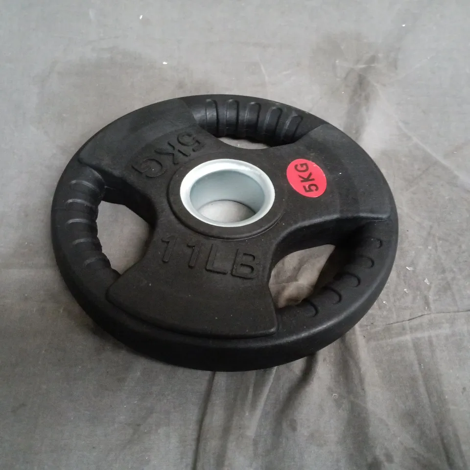 UNBRANDED 5 KG WEIGHT PLATE - BLACK, TRI-SPOKE DESIGN