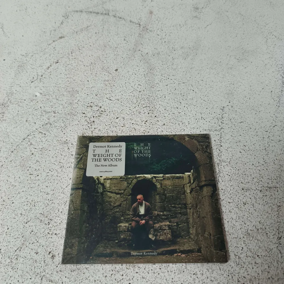 APPROXIMATELY 6 DERMOT KENNEDY – THE WEIGHT OF THE WOODS CD