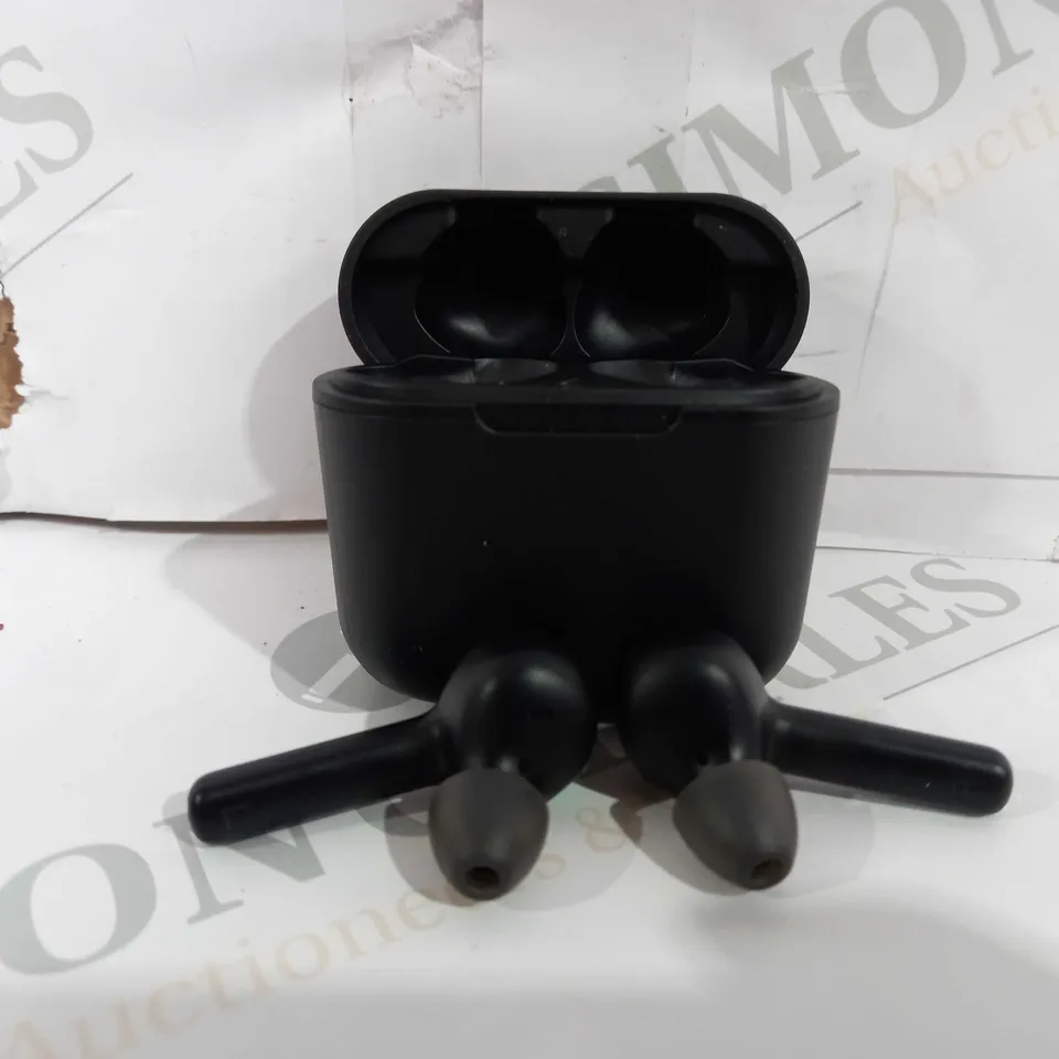 BOXED NOISE CANCELLING WIRELESS EARBUDS - BLACK