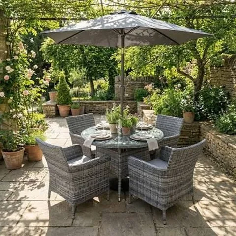 BOXED MONACO RATTAN GARDEN CHAIRS SET OF 2//CHAIRS ONLY