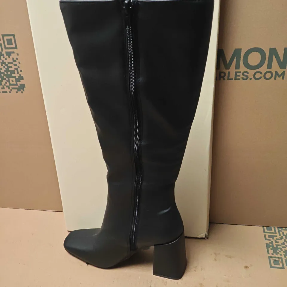 BOXED PUBLIC DESIRE BLACK MATTE KNEE-HIGH BOOTS – STYLE APOLOGY - UK 3