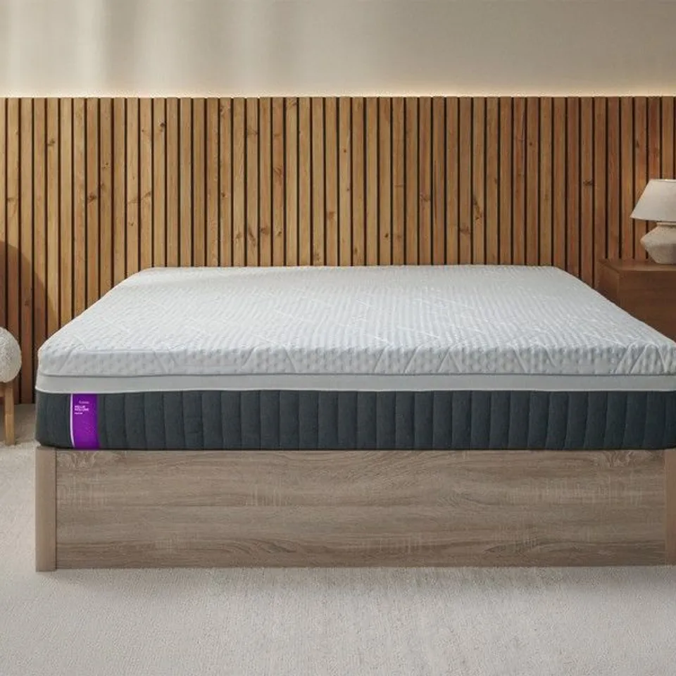 BOXED BAGGED AND ROLLED EMMA UK V2 SMART HYBRID 180 X 200CM MATTRESS