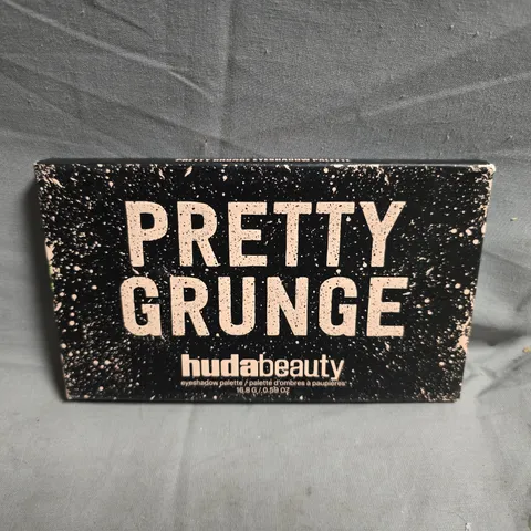 HUDA BEAUTY PRETTY GRUNGE EYESHADOW PALETTE