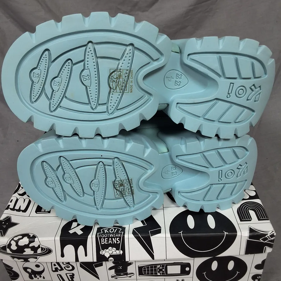 BOXED KOI GOOEY BLUE PLATFORM BOOTS - UK 5